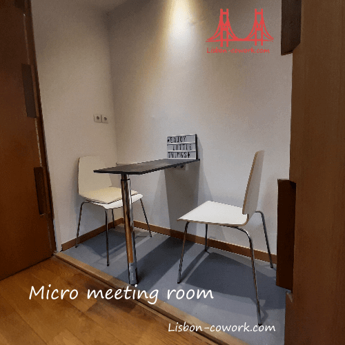 _micro_meeting room_logo_text